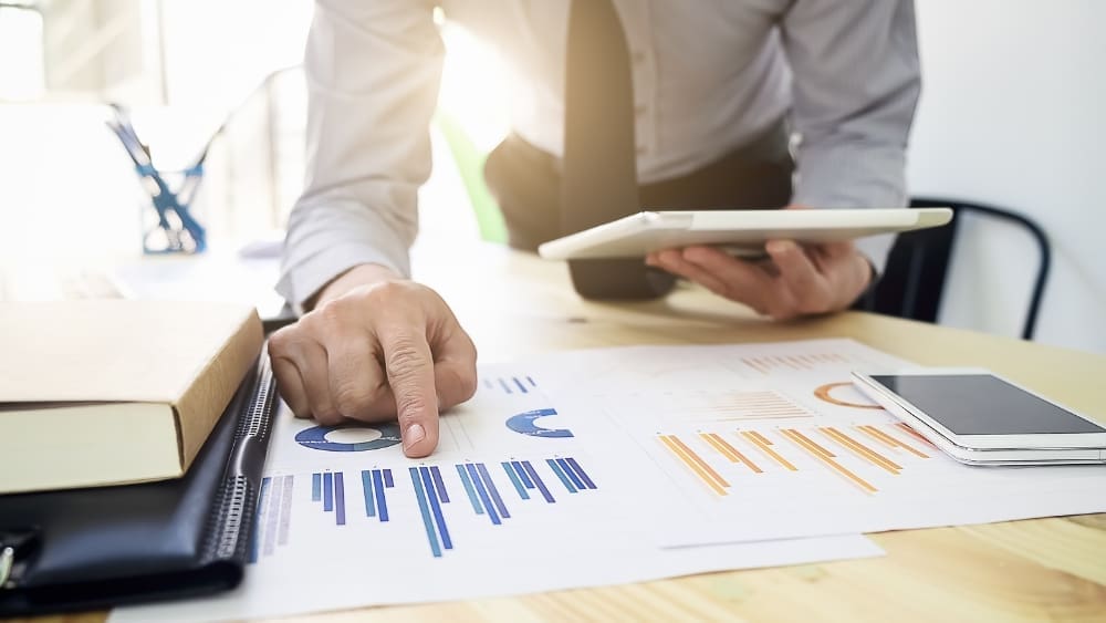 Build an Ad Campaign Strategy That Maximizes ROI